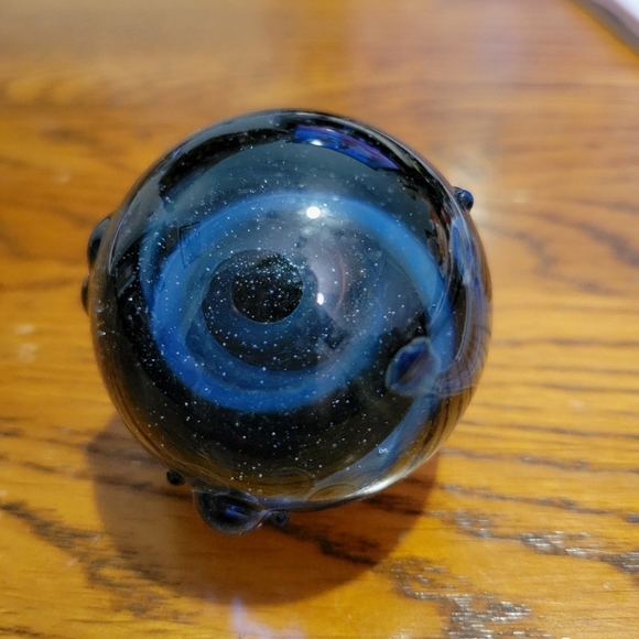 Silver and glass marble - Picture 1 of 3